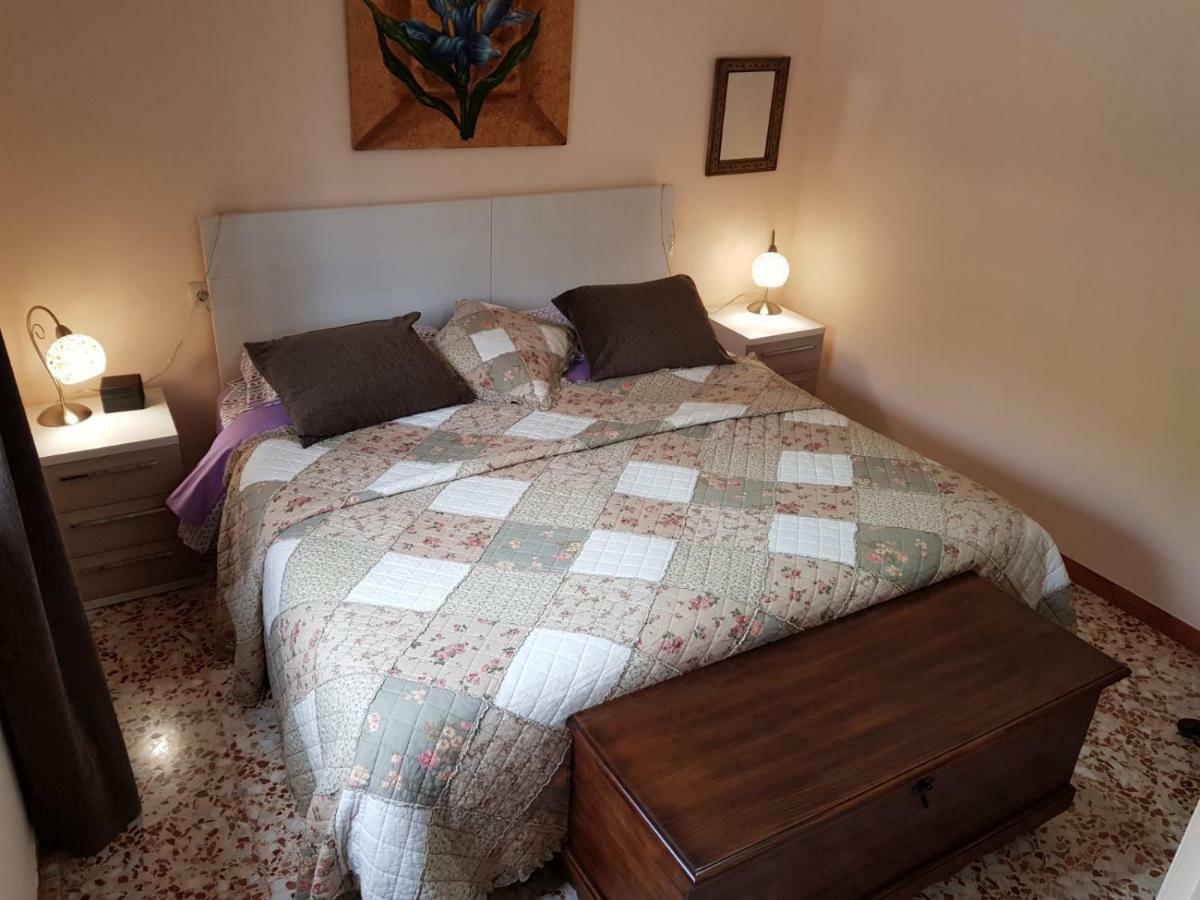 Cortijo De La Cruz Villa Iznájar Екстериор снимка