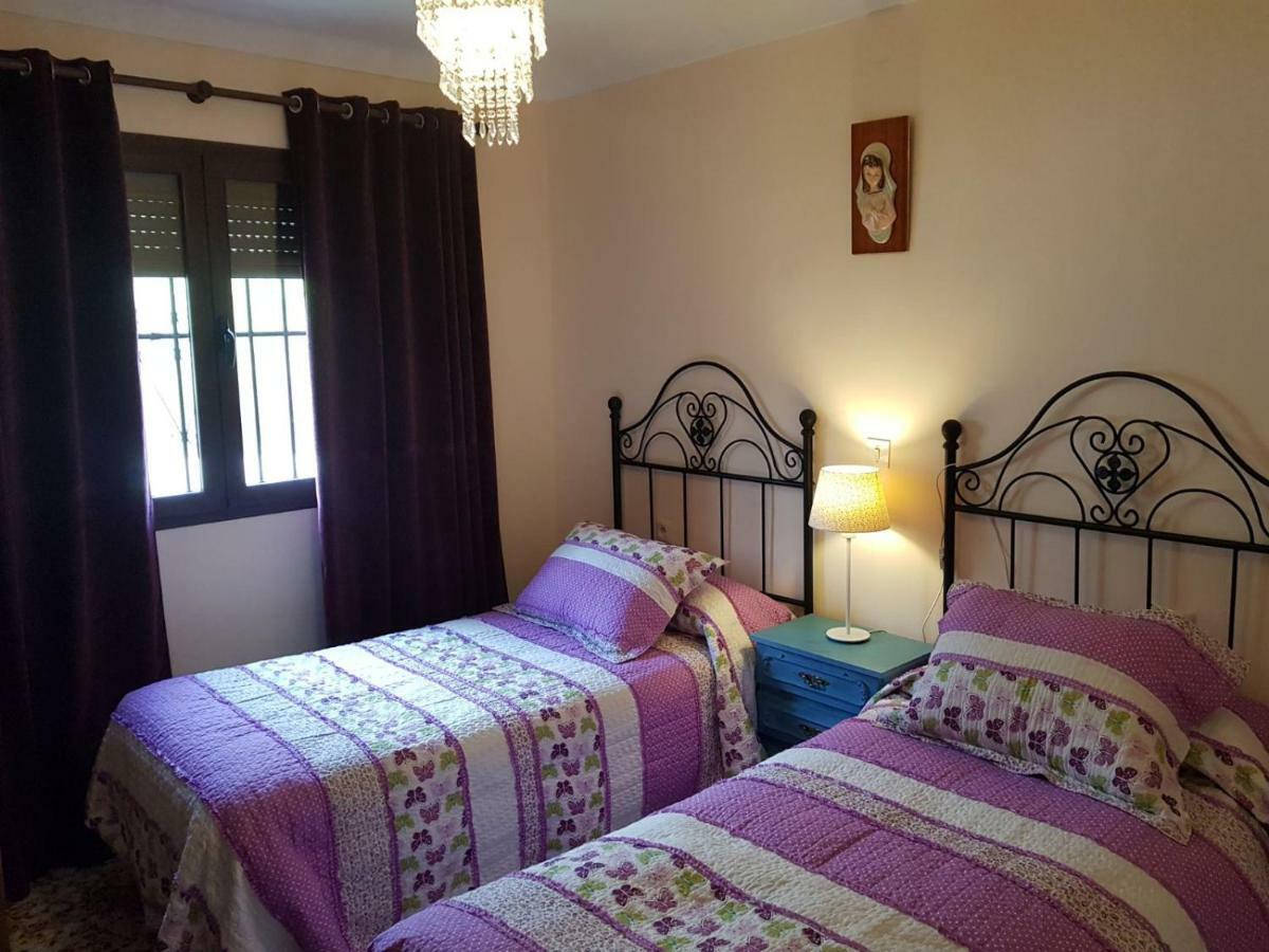 Cortijo De La Cruz Villa Iznájar Екстериор снимка