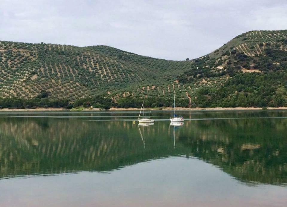 Cortijo De La Cruz Villa Iznájar Екстериор снимка